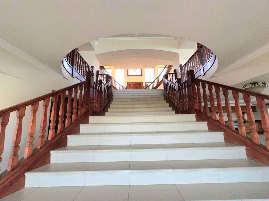 5 Bedroom Property for Sale in Ifafi North West